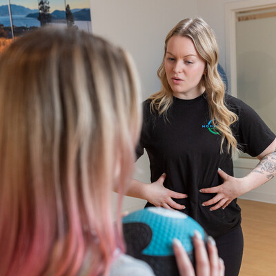 Link to: https://momentumkelowna.com/services/physiotherapy